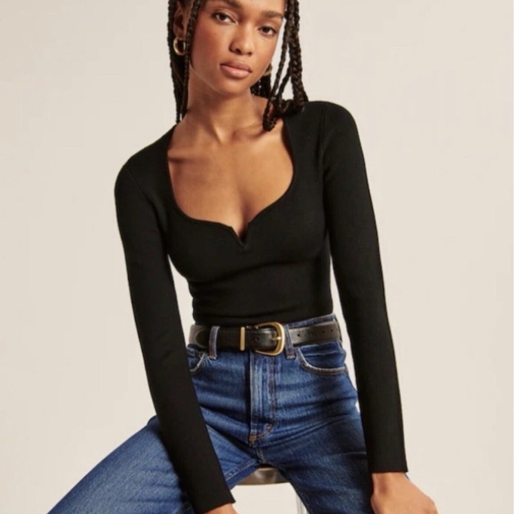 Abercrombie & Fitch Notch Sweetheart Sweater Knit Bodysuit Long Sleeve Top Black